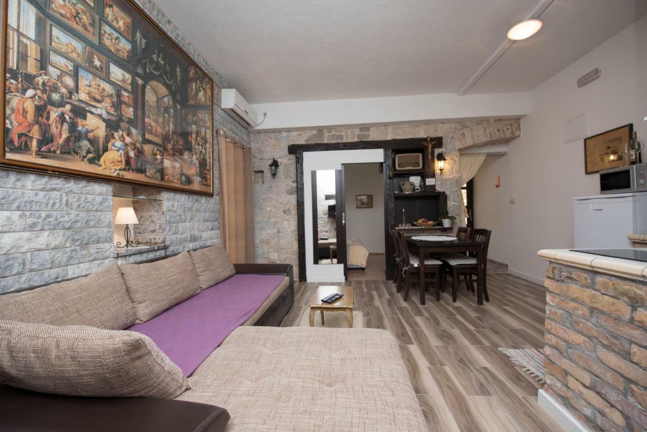 Elena Rooms Split Luaran gambar
